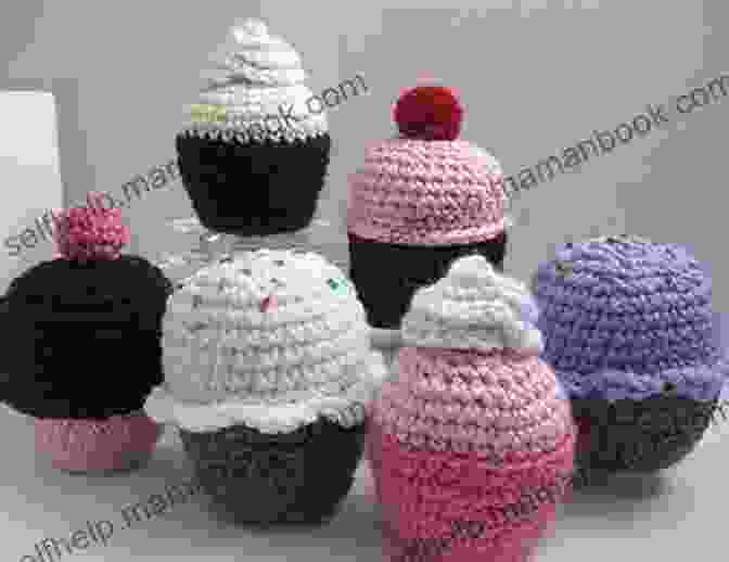 Cupcake crochet pattern Amy Gaines